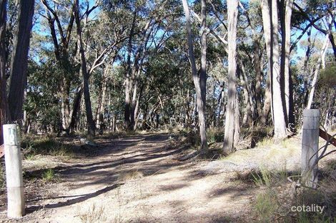 105 Belltopper Rd, Drummond North, VIC 3446