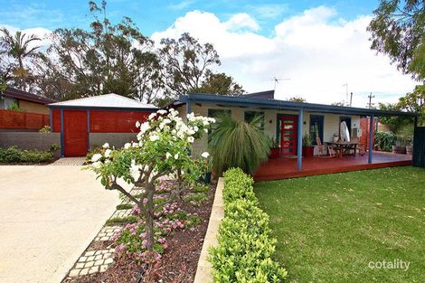 Property photo of 4 Templetonia Avenue Sorrento WA 6020