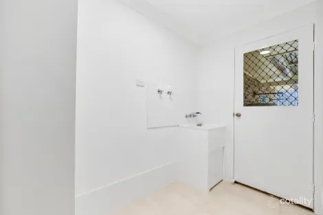 Property photo of 1 Prion Court Albany Creek QLD 4035