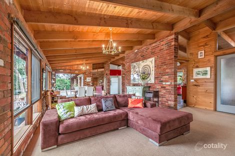 Property photo of 105 Kangaroo Ground-Wattle Glen Road Wattle Glen VIC 3096