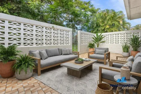 25 Guntur St, Stafford, QLD 4053