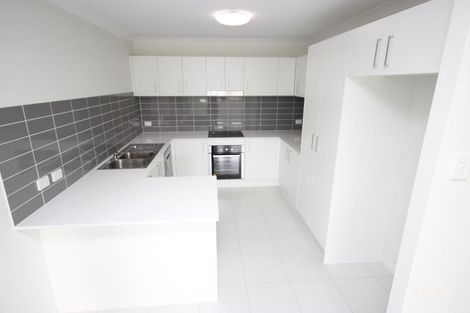 Property photo of 138 Sunningdale Circuit Medowie NSW 2318