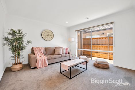 Property photo of 24 Giselle Circuit Greenvale VIC 3059