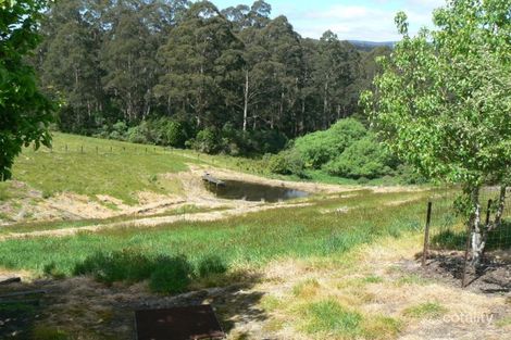 575 Forrest-Apollo Bay Rd, Barramunga, VIC 3249