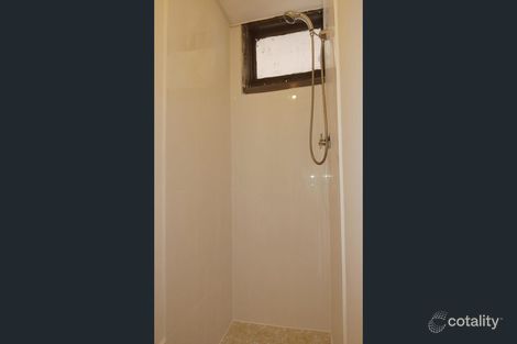 Property photo of 33 Hollybush Way Kelmscott WA 6111