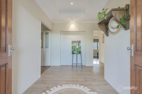 Property photo of 9 Henty Lookout Roleystone WA 6111