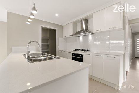 Property photo of 30 Potoroo Avenue Thurgoona NSW 2640