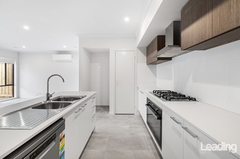 Property photo of 21 Maroon Way Diggers Rest VIC 3427