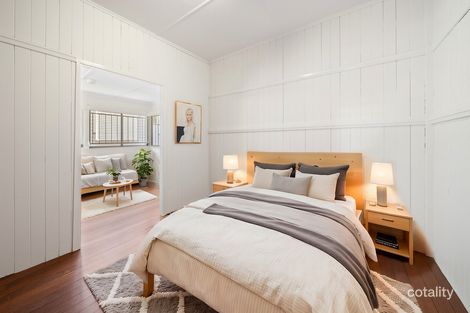 Property photo of 33 Arinya Road Ashgrove QLD 4060