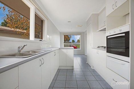 Property photo of 78 Circle Drive North Cranbourne VIC 3977