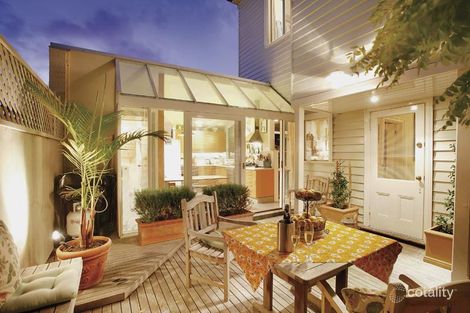 Property photo of 64 Auburn Parade Hawthorn East VIC 3123