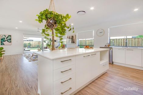Property photo of 16 Morningview Place Carindale QLD 4152