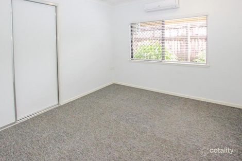 Property photo of 33 Sunbird Drive Woree QLD 4868