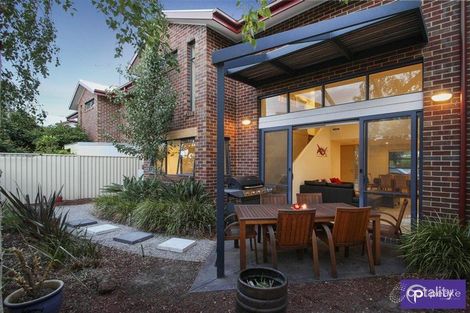 2 SUNLINE TCE, PAKENHAM, VIC 3810