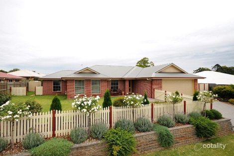 Property photo of 16 McCallum Court Middle Ridge QLD 4350