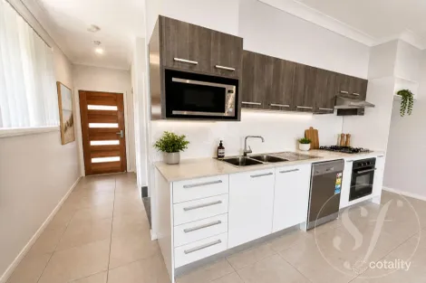 38a Lowndes Dr, Oran Park, NSW 2570