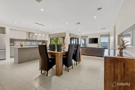 Property photo of 288 Flaxen Hills Road Doreen VIC 3754