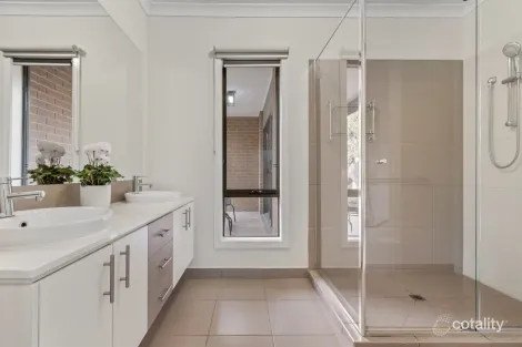 Property photo of 288 Flaxen Hills Road Doreen VIC 3754