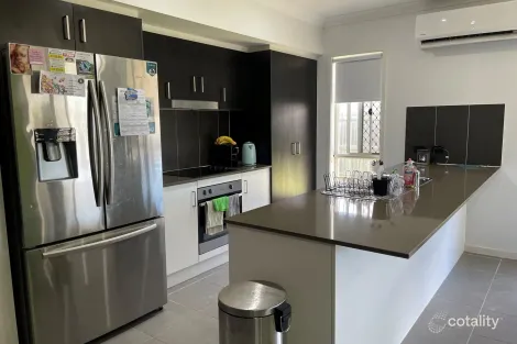 Property photo of 33 Tranquil Drive Wondunna QLD 4655