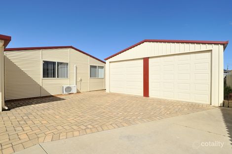 Property photo of 32 Solquest Way Cooloongup WA 6168