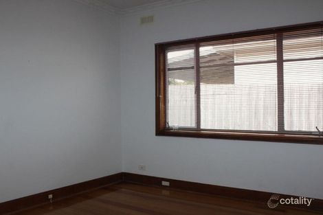 Property photo of 3 Holt Street Ardeer VIC 3022