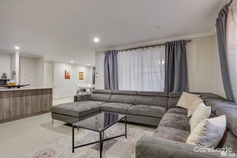 Property photo of 7 Sheehan Way Byford WA 6122