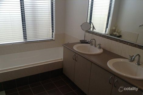 Property photo of 64 The Boulevard Australind WA 6233