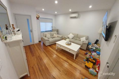 Property photo of 43 Brunei Crescent Heidelberg West VIC 3081