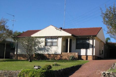 17 Jarrett St, Waratah West, NSW 2298