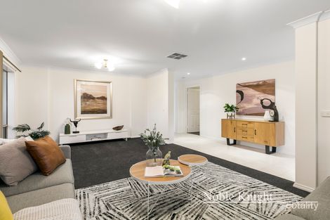 Property photo of 2 Princess Court Mooroolbark VIC 3138