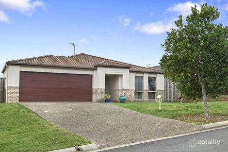 11 Chesterton St, Pacific Pines, QLD 4211