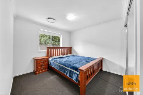 Property photo of 38 Marble Drive Cobblebank VIC 3338