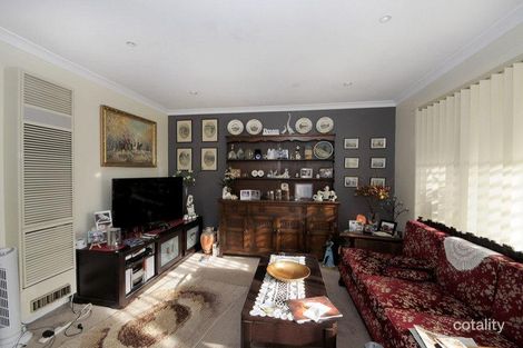 Property photo of 8 Sue Place Carrum Downs VIC 3201