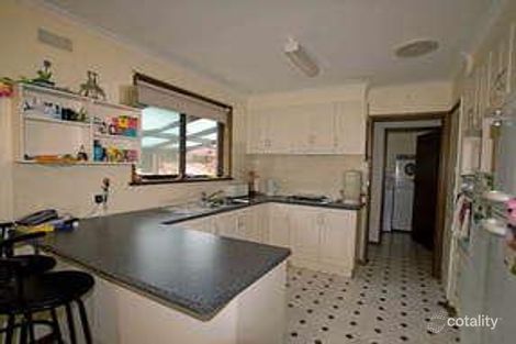 Property photo of 27 Wireless Street Kangaroo Flat VIC 3555