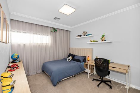 Property photo of 15 Lakeway Retreat Dawesville WA 6211