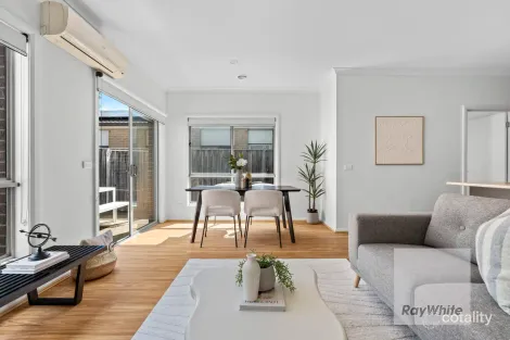 8 Deliza Walk, South Morang, VIC 3752