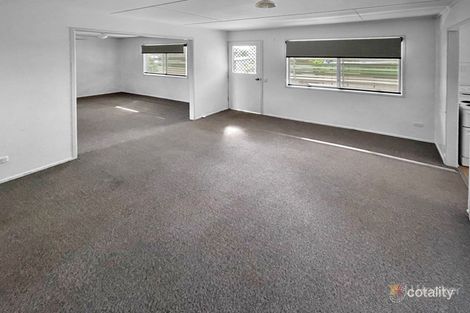 Property photo of 53 Winterer Crescent Dysart QLD 4745