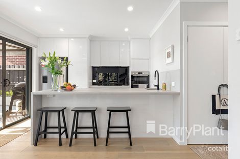 Property photo of 170 Third Avenue Rosebud VIC 3939