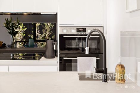Property photo of 170 Third Avenue Rosebud VIC 3939