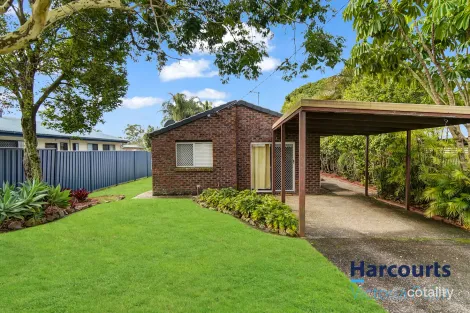 12 Strachan Rd, Victoria Point, QLD 4165