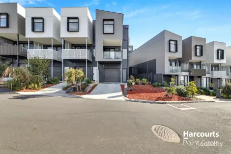 Property photo of 75 Wattlebird Court Sunshine North VIC 3020