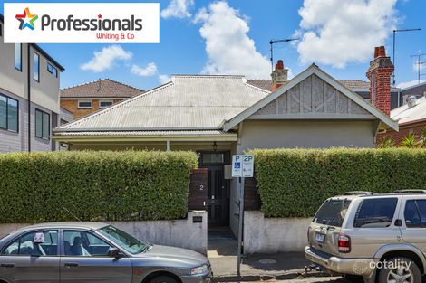 Property photo of 2 West Beach Road St Kilda West VIC 3182
