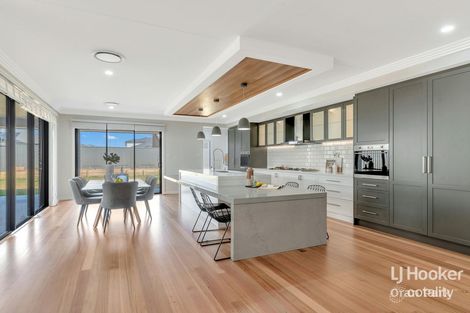 4 Crookwell Way, Harrington Park, NSW 2567