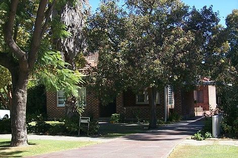 29 Glenelg St, Applecross, WA 6153