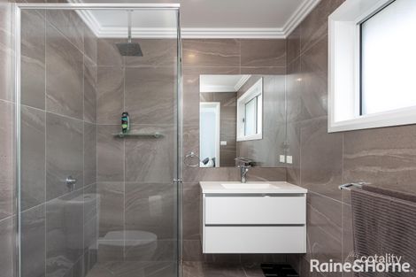 Property photo of 3/12 Beetson Street Boorooma NSW 2650