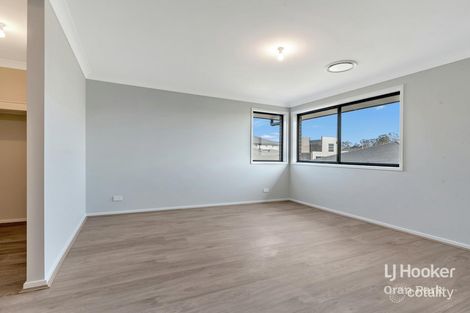 Property photo of 14 Ewing Loop Oran Park NSW 2570