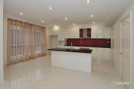 Property photo of 27 Damaine Circuit Caroline Springs VIC 3023