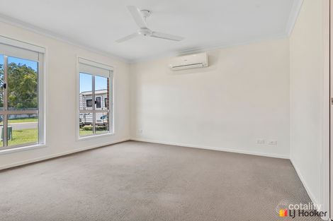 Property photo of 4 Stark Place Gracemere QLD 4702