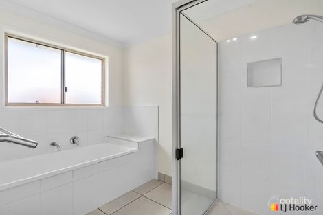 Property photo of 4 Stark Place Gracemere QLD 4702