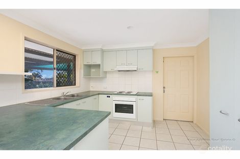 Property photo of 17 Leis Way Regents Park QLD 4118